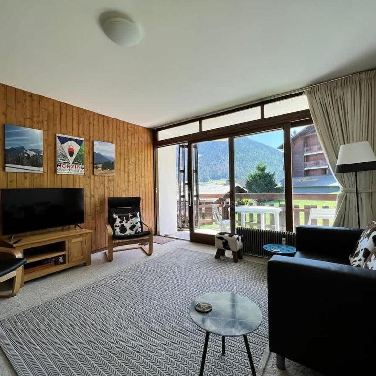 Central Location Walk to Ski Lift Sleeps 5 - Apartment - 4