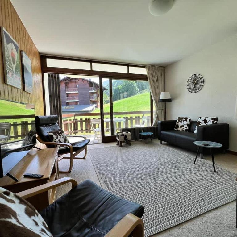 Central Location Walk to Ski Lift Sleeps 5 - Apartment - 6