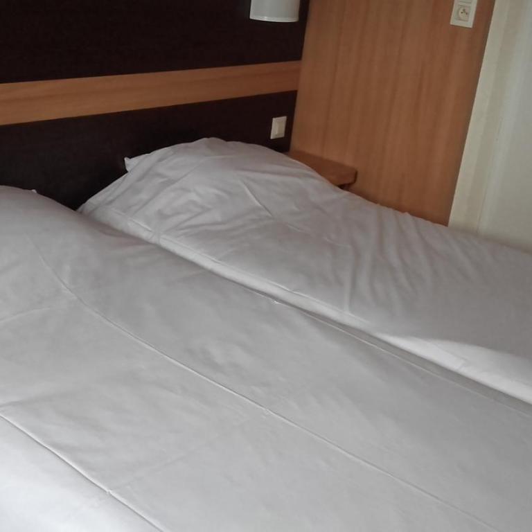 Première Classe Annemasse Ville La Grand - Chambre Lits Jumeaux - 8