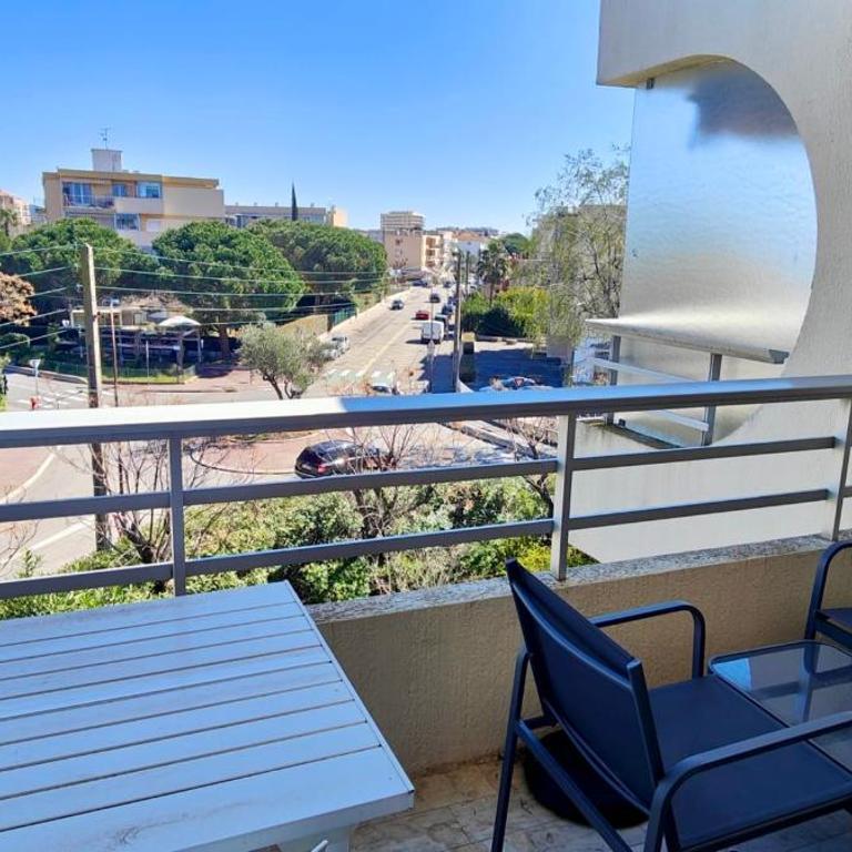Charming T2 with balcony near the port of Fréjus - Appartamento - 9