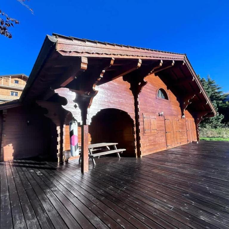 Mountain Chalet with Panoramic Views Sleeps 9 - Appartamento - 13
