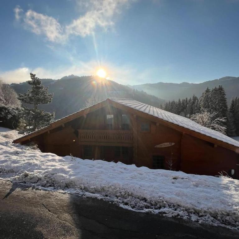 Mountain Chalet with Panoramic Views Sleeps 9 - Appartamento - 25