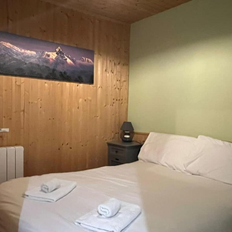 2 Bed Apt Easy access to Les Gets 2 Bathrooms - Appartement - 13
