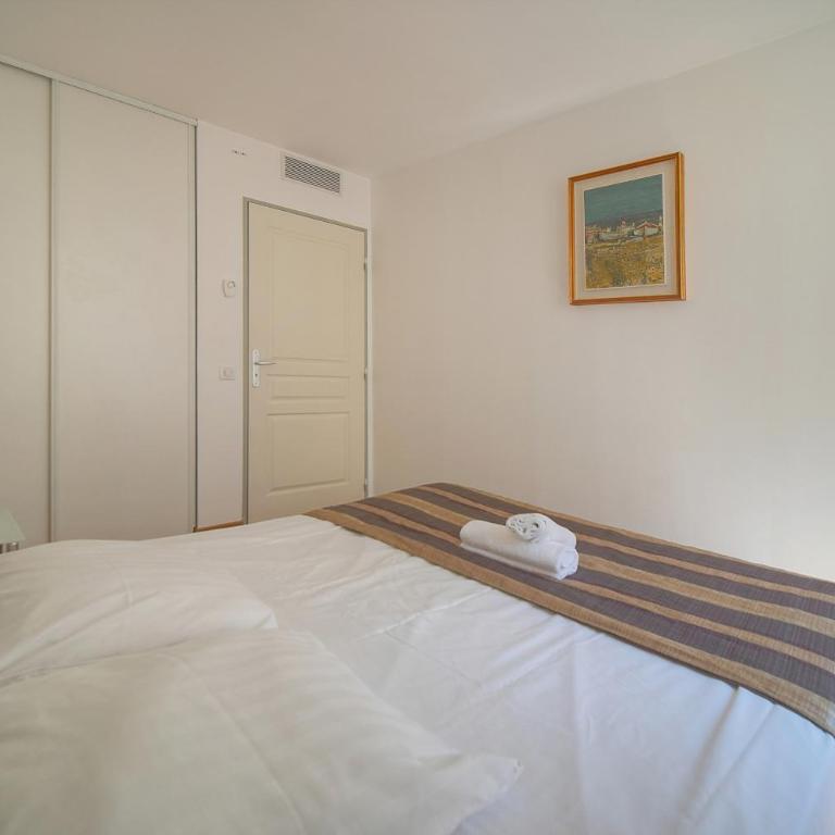 FRGK - APPART SUQUET - Special group 4BR - Appartement 4 Chambres de Luxe - 45