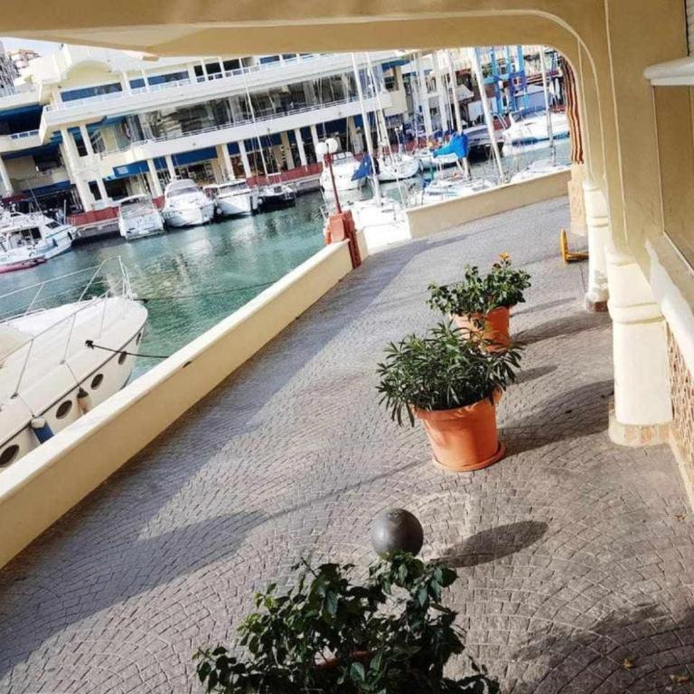 Marina View 2BR Holiday Stay by HelloDomik - Two-Bedroom Deluxe Apartment with Harbor View - 27
