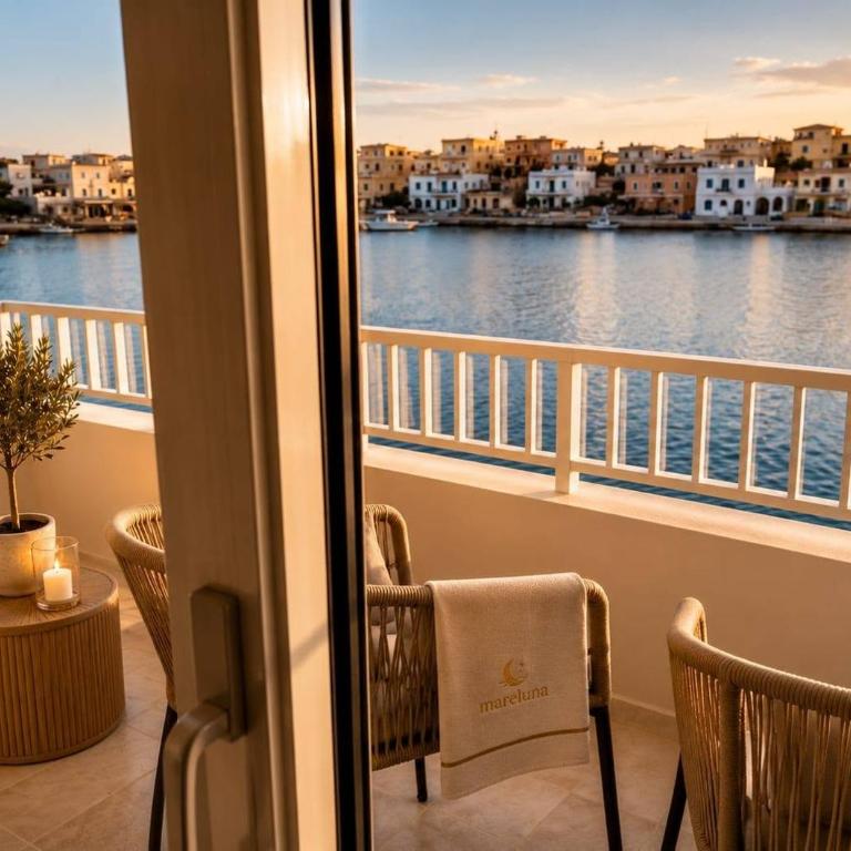 Mareluna Luxury Accomodation - Camera Matrimoniale con Vista Mare - 1