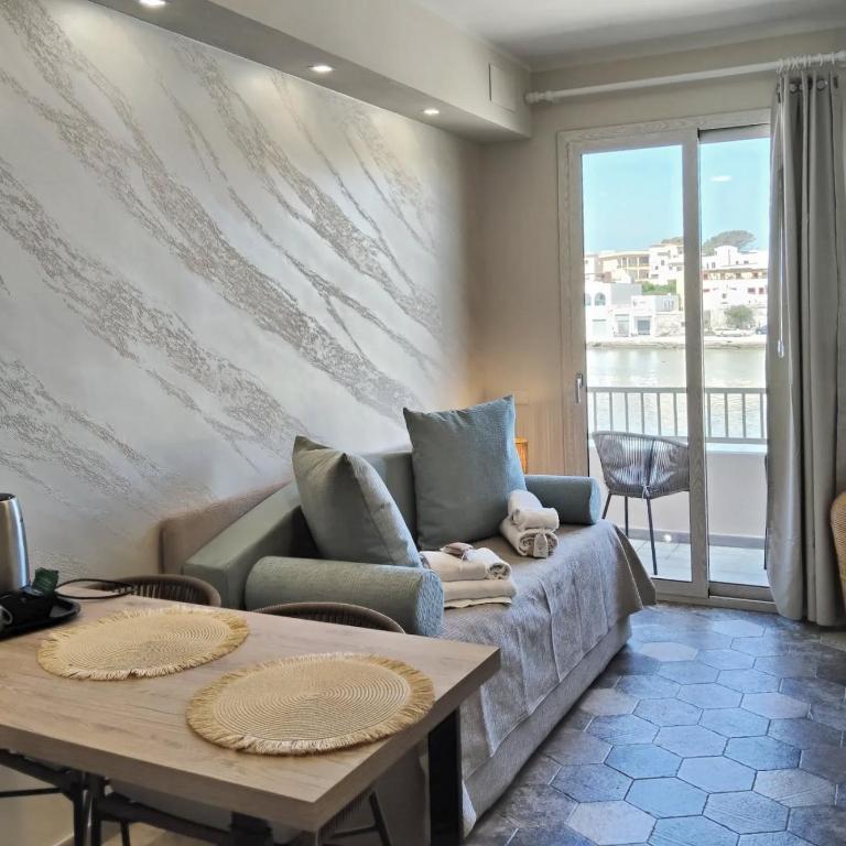 Mareluna Luxury Accomodation - Camera Matrimoniale con Vista Mare - 3
