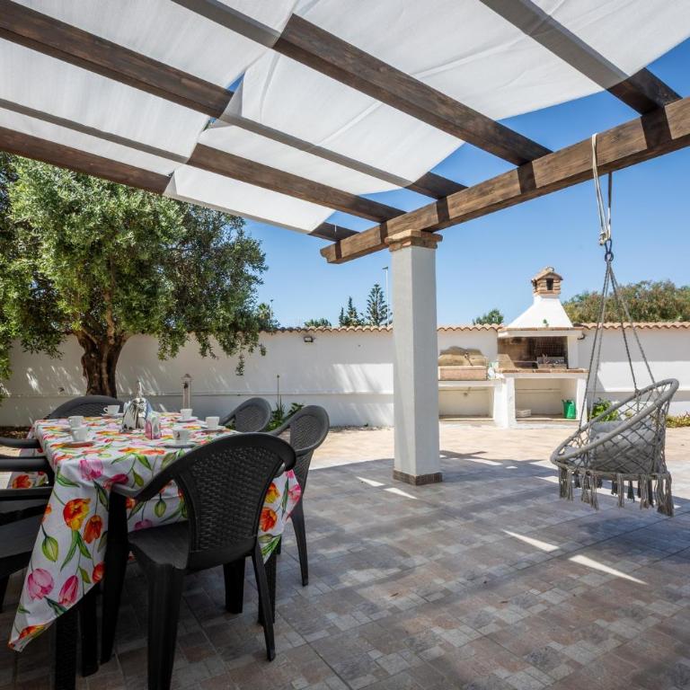 GuestHost - I Mandorli Villa between Sea & Center - Villa Deluxe - 5