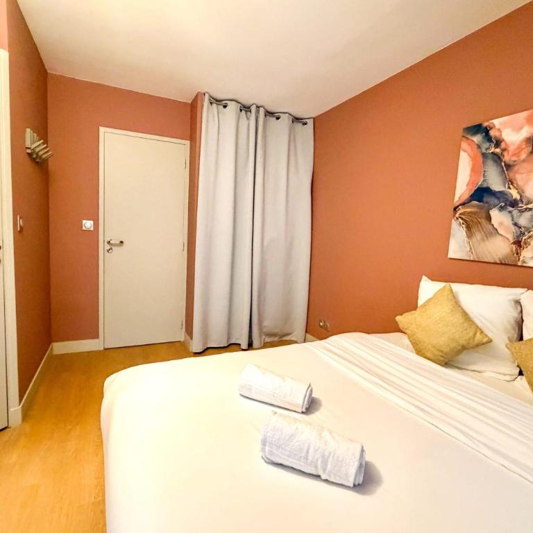 Le Pierre Percée Appartement cosy au cœur dOrléans - Appartement - 17