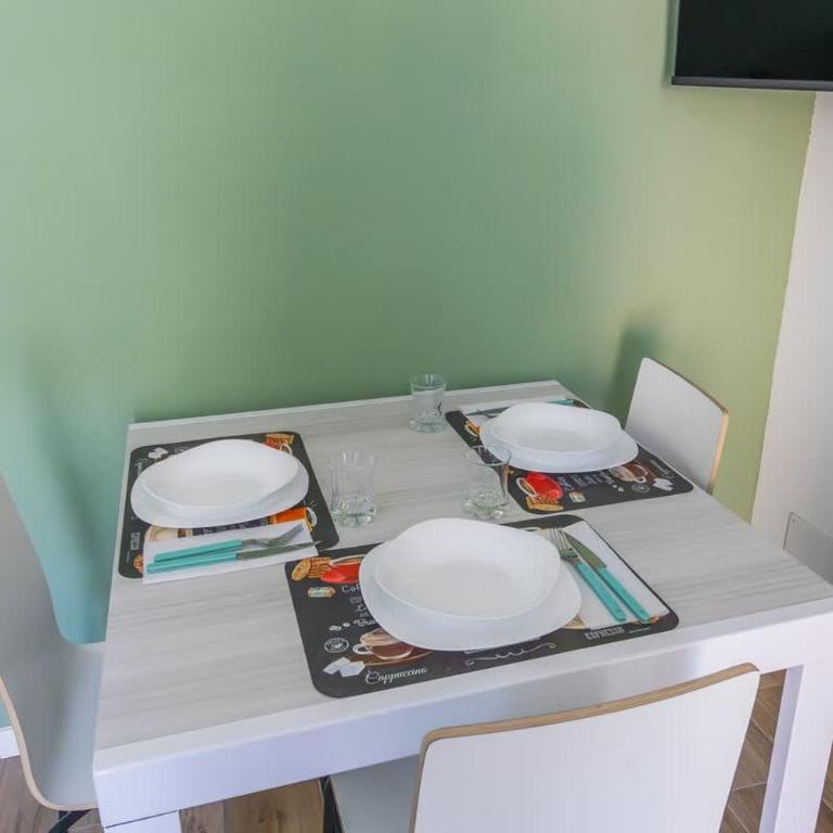 Teal Haven - Stylish Retreat Steps from Lake Como - Appartamento con 1 Camera da Letto - 11