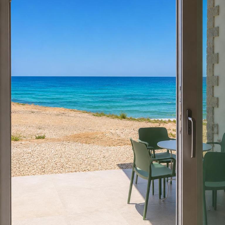 Dimora Bianca - Una finestra sul mare - Appartamento con 2 Camere da Letto e Vista Mare - 2