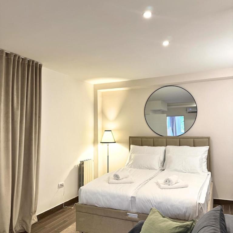 27 in Belgrade - Breakfast at Izlog - Three-Bedroom Apartment - 10