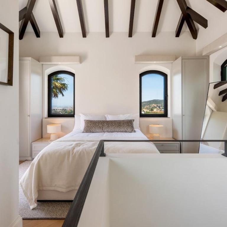 Luxury Villa, Gym, Sea Views & private pool - Villa - 83