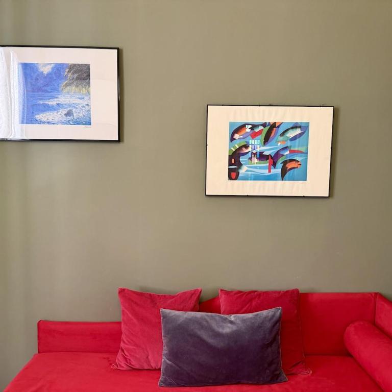 HOST4U - Honey's Home with Balcony and Garden in Imperia City Center - Appartamento con 2 Camere da Letto - 2