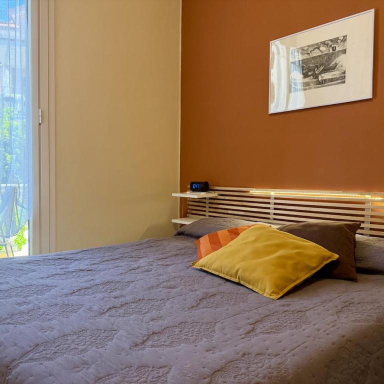 HOST4U - Honey's Home with Balcony and Garden in Imperia City Center - Appartamento con 2 Camere da Letto - 15