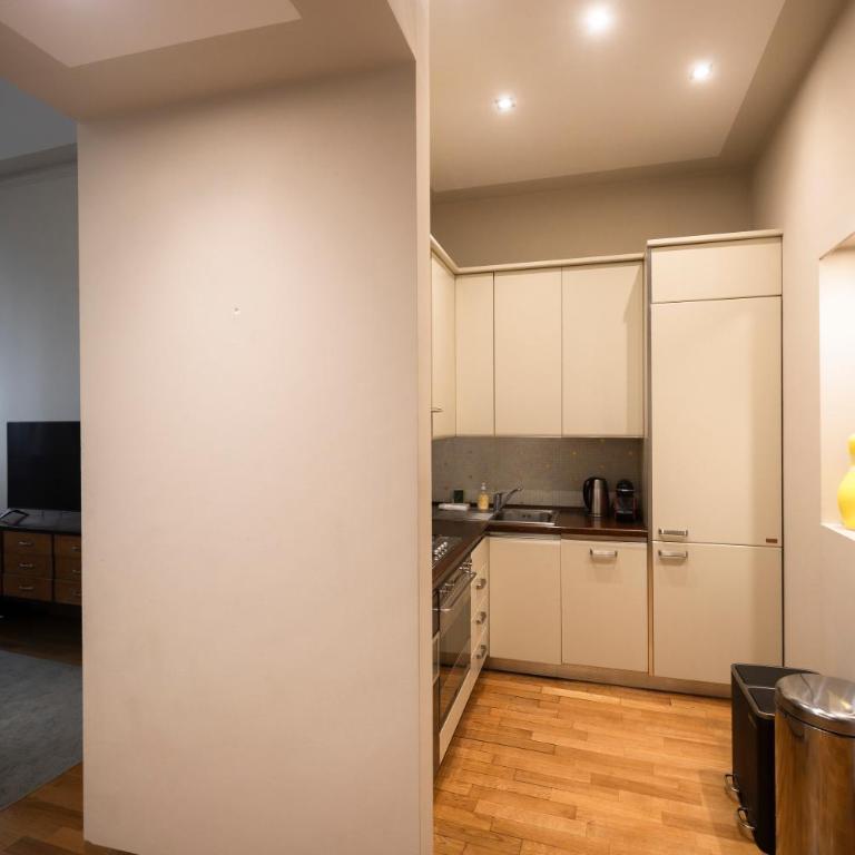 Clerici 13 - Elegant Apartment near Duomo - Deluxe One-Bedroom Apartment - 31