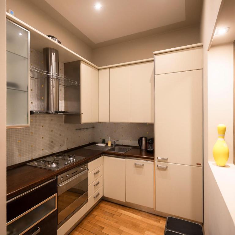 Clerici 13 - Elegant Apartment near Duomo - Deluxe One-Bedroom Apartment - 27