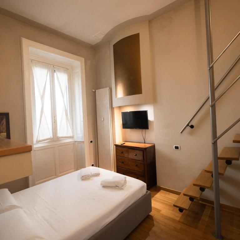 Clerici 13 - Elegant Apartment near Duomo - Deluxe One-Bedroom Apartment - 21