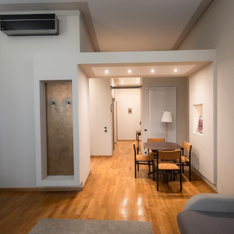 Clerici 13 - Elegant Apartment near Duomo - Deluxe One-Bedroom Apartment - 18