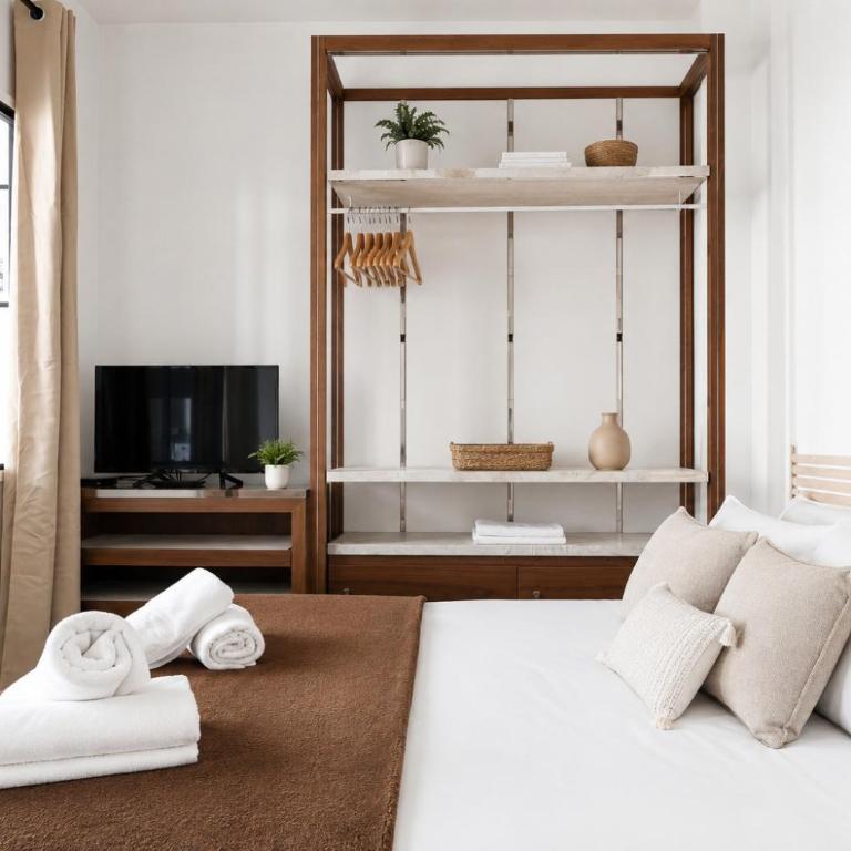 TheBlueStay 350 - Stunning Apt in République - Appartement - 8