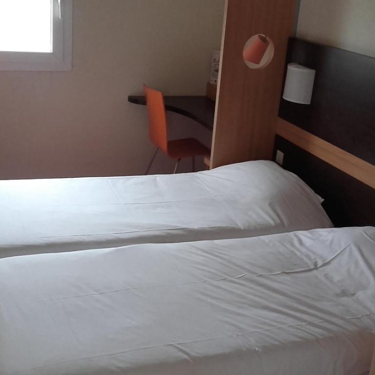 Première Classe Annemasse Ville La Grand - Chambre Lits Jumeaux - 7