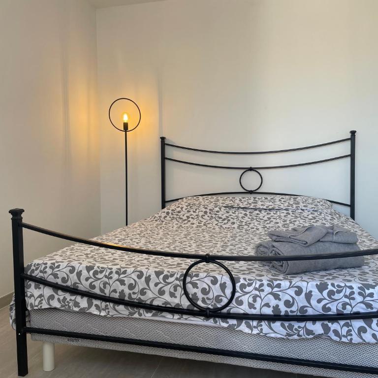 Deux pièces dernière étage avec terrasse - Apartment mit 1 Schlafzimmer - 10