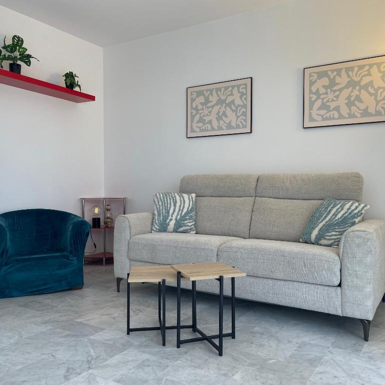 Deux pièces dernière étage avec terrasse - Apartment mit 1 Schlafzimmer - 15