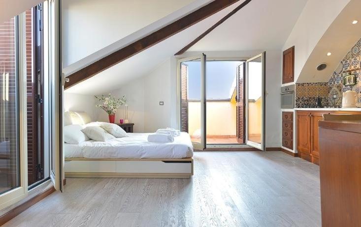 Enchanting Views Rooftop Apartment Prime Location - Appartamento con 1 Camera da Letto - 13