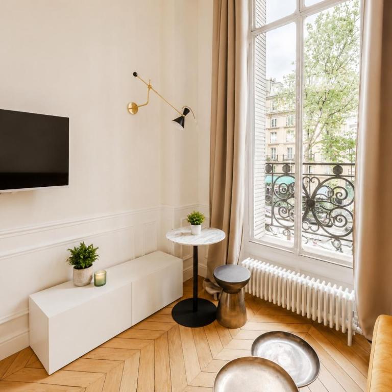 Appartement de standing 4 - tour Eiffel/Invalides - Appartement - 2