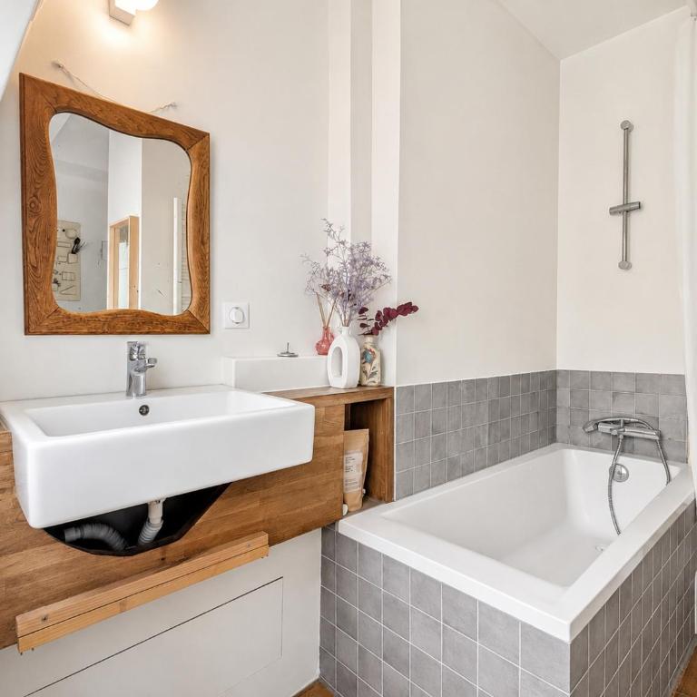 Paisible, charmant et central Montmartre - 4 pers - Appartement 2 Chambres - 5