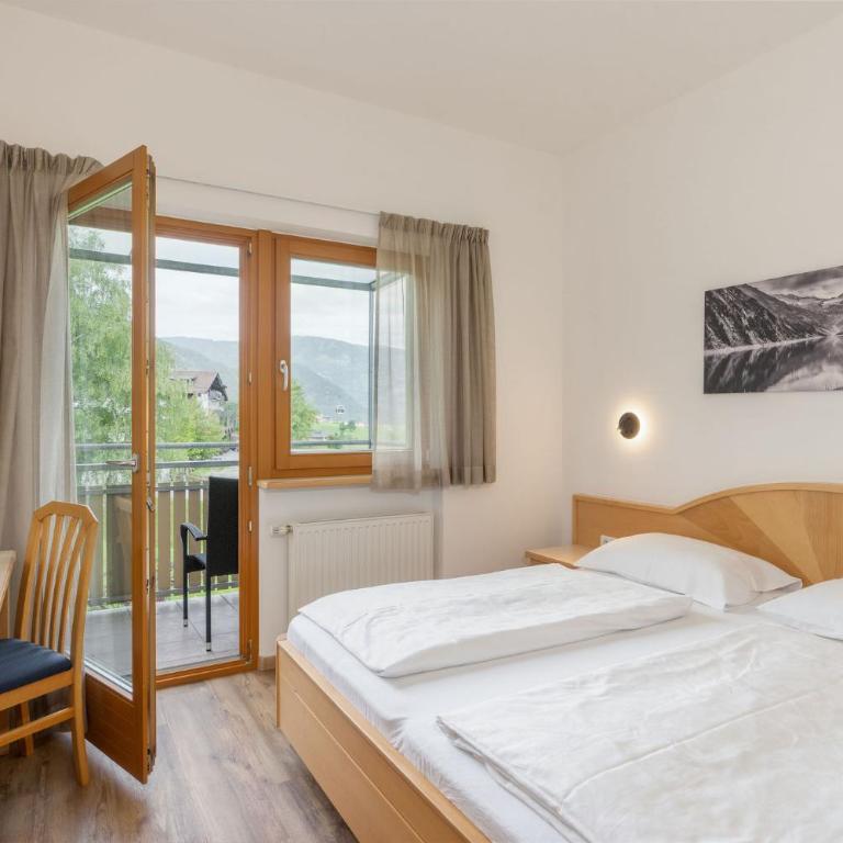 B&B Garni Schorneck - Camera Matrimoniale con Balcone - 2