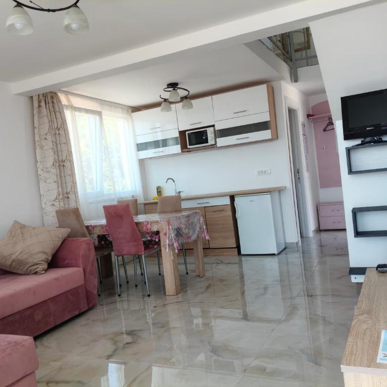 Ling Hous Aleksandr - Apartman - Prizemlje - 7