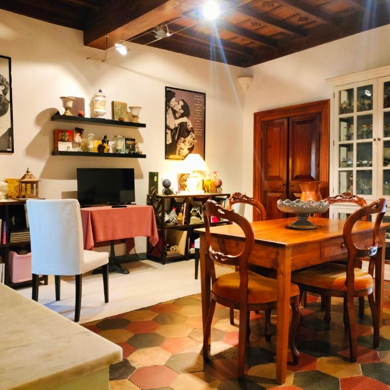 Casa Frida - A lovely view on ancient court - Appartamento con 1 Camera da Letto - 6