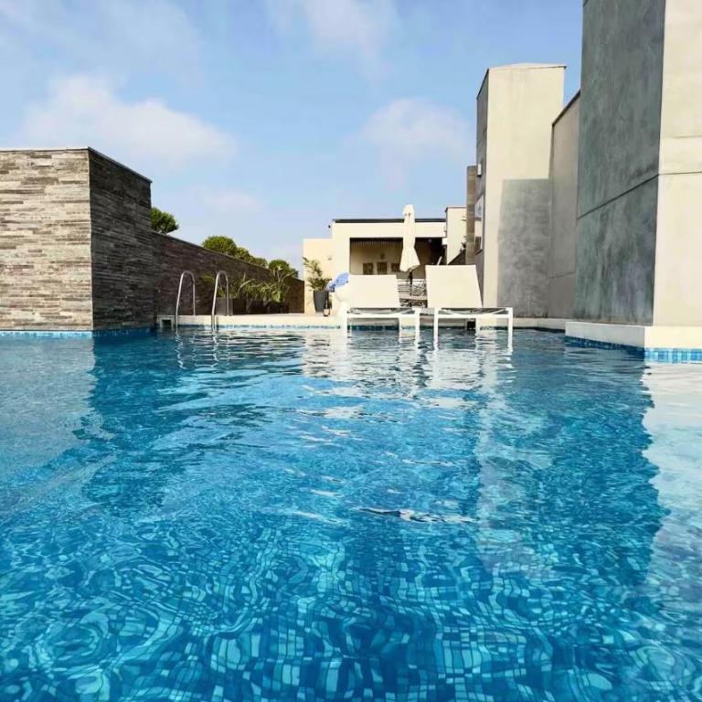 Sunset Views Miraflores & Barranco Gym Pool - Two-Bedroom Apartment - 32