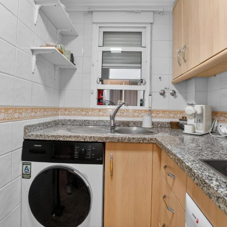 Marinasunbeach Caballero del Mar - Two-Bedroom Apartment - 3