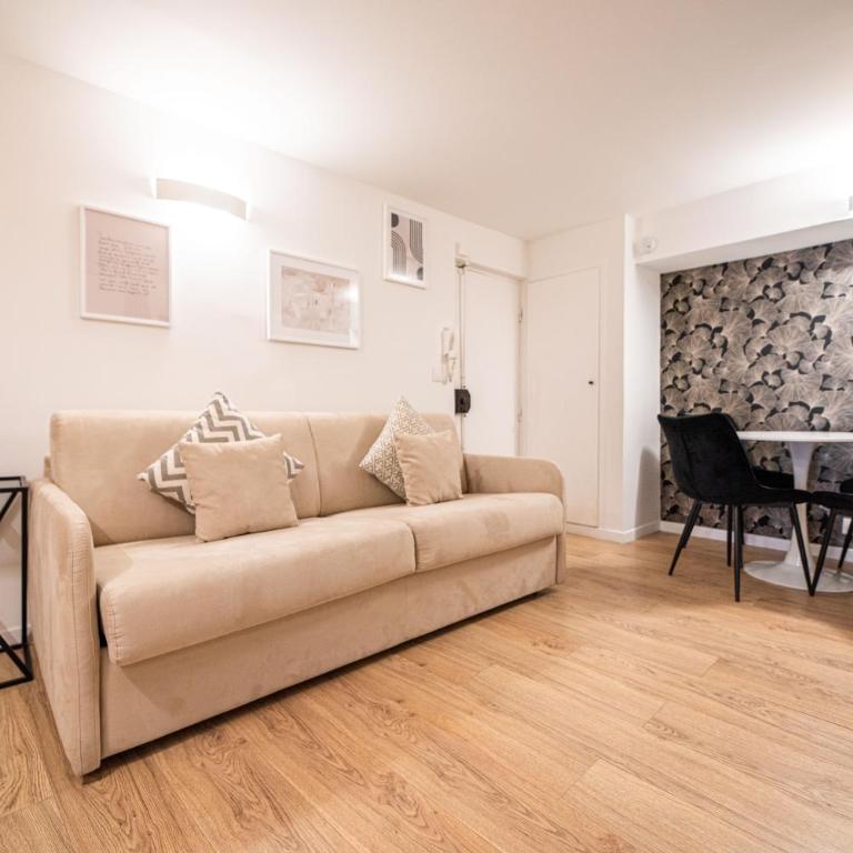 Lovely Home by Louvre & Palais Royal - One-Bedroom Apartment - 1