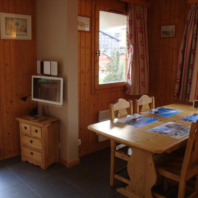 Appartement avec parking - Emplacement idéal - FR-1-355-221 - Apartment - 10