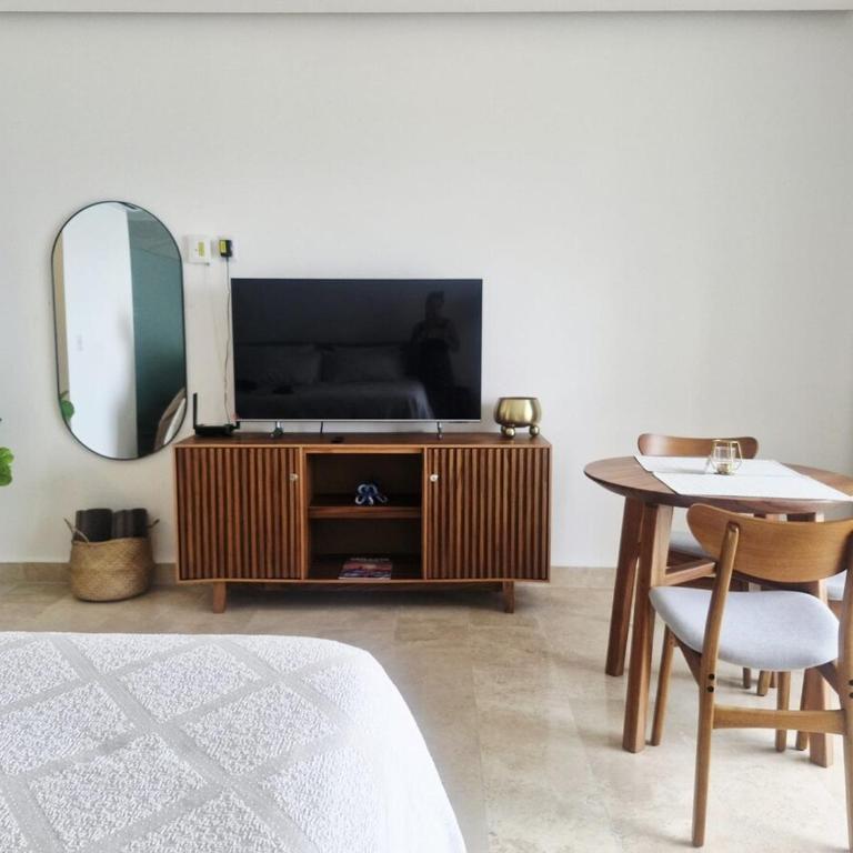 PROMO Beautiful beachfront Apt with pools, jacuzzi, gym - Appartement 1 Chambre - 9