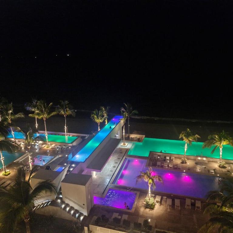 PROMO Beautiful beachfront Apt with pools, jacuzzi, gym - Appartement 1 Chambre - 17