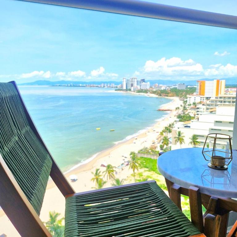 PROMO Beautiful beachfront Apt with pools, jacuzzi, gym - Appartement 1 Chambre - 37