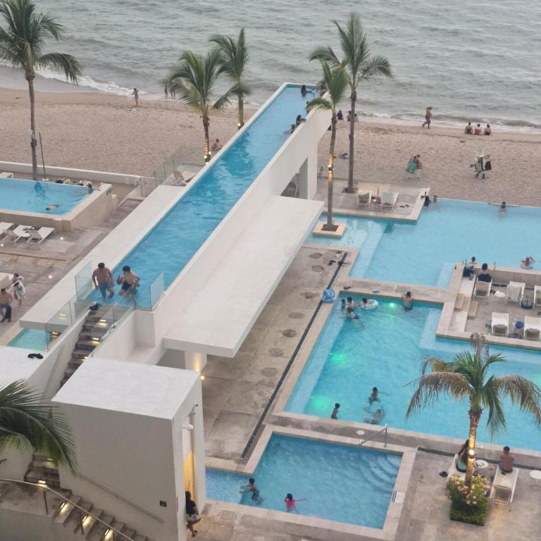 PROMO Beautiful beachfront Apt with pools, jacuzzi, gym - Appartement 1 Chambre - 41