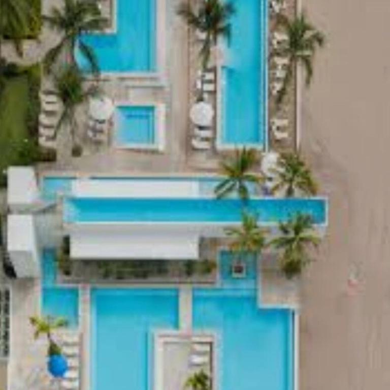 PROMO Beautiful beachfront Apt with pools, jacuzzi, gym - Appartement 1 Chambre - 52