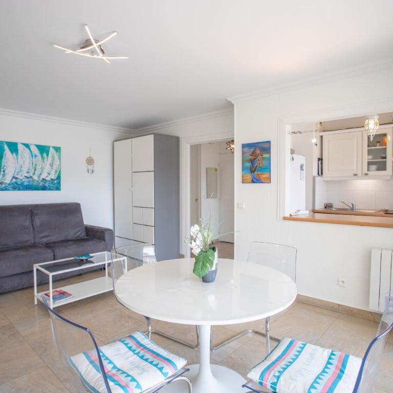 Elegant 2P avec piscine, garage et AC - Appartement - 6