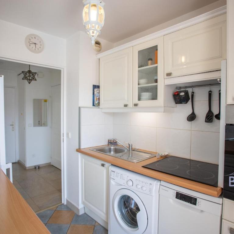 Elegant 2P avec piscine, garage et AC - Appartement - 10