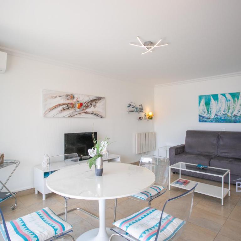 Elegant 2P avec piscine, garage et AC - Appartement - 16