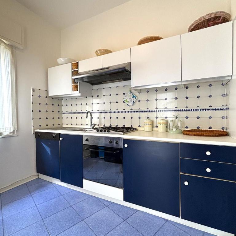 Great flat with two terraces and parking - Appartamento - 23