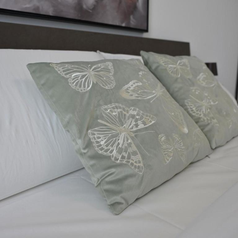 Business Apt - Large Double Room - 10