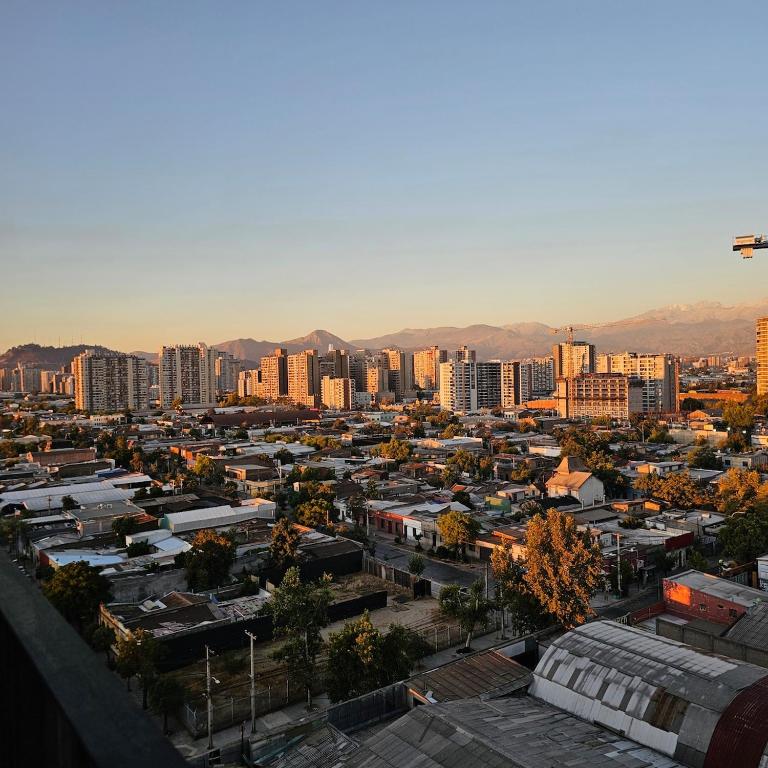 Metro Ñuble vista Movistar y estadio - Three-Bedroom Apartment - 9