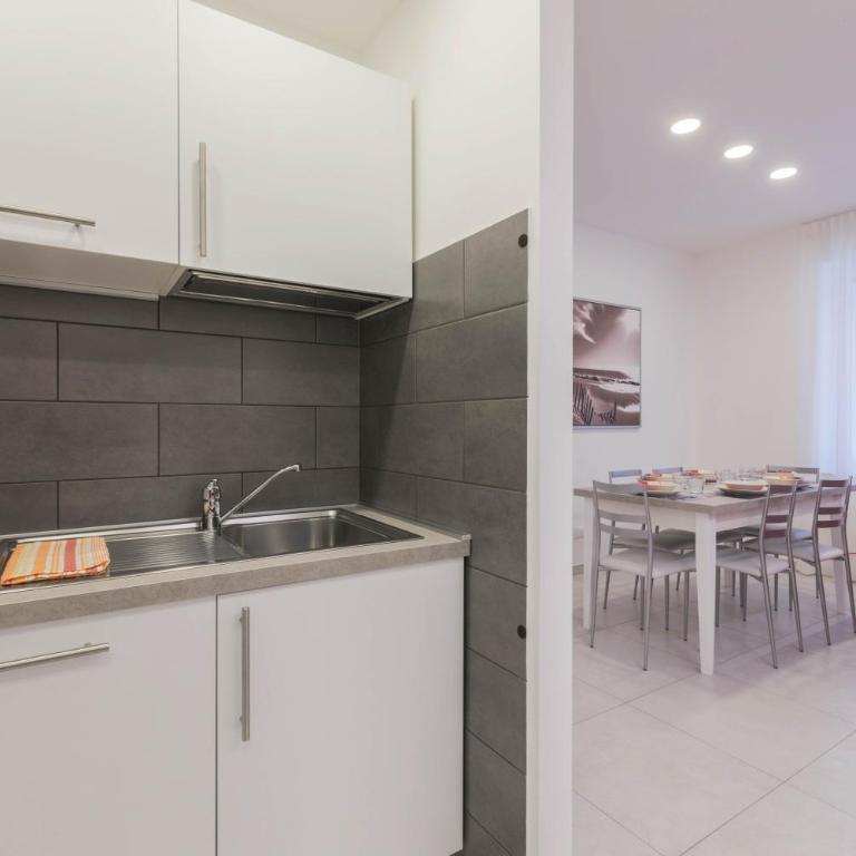 CASA ESEDRA Appartamento B - Parcheggio privato - Appartamento con 3 Camere da Letto - 9