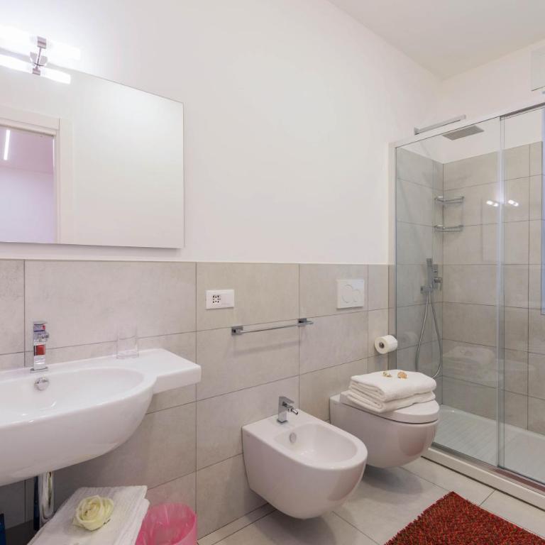 CASA ESEDRA Appartamento B - Parcheggio privato - Appartamento con 3 Camere da Letto - 21